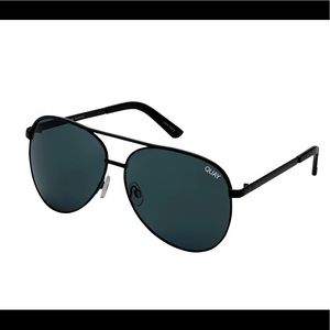 Quay - VIVIENNE Sunglasses